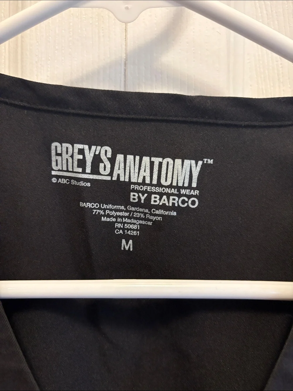 Greys Anatomy by Barco Black Mock Wrap Scrub Top Medical Uniform Medium M - Picture 2 of 8